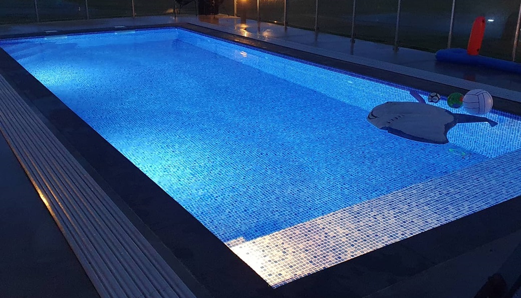 Pool och utemiljö